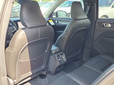 2026 Volvo XC40 Plus