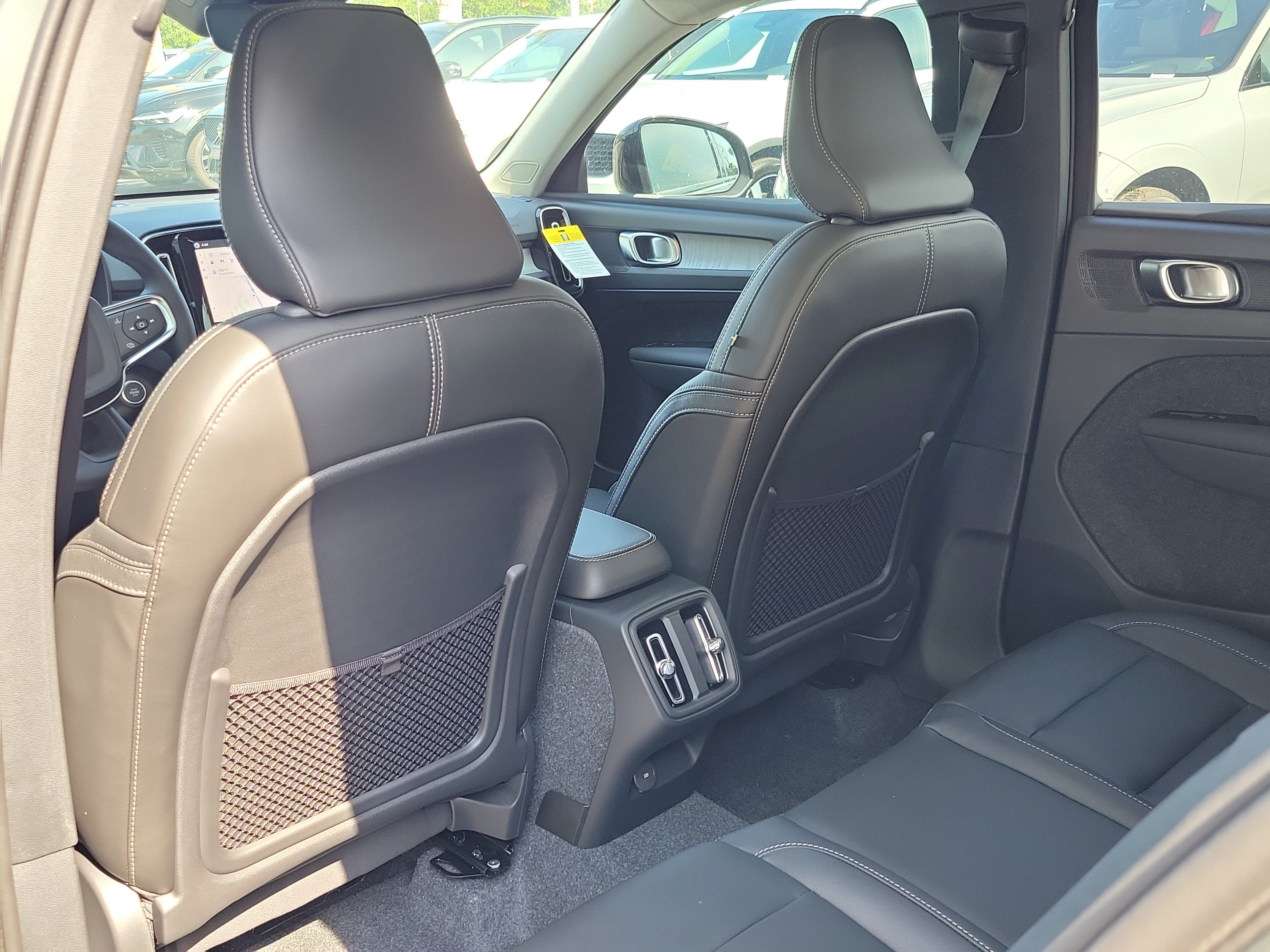 2026 Volvo XC40 Plus