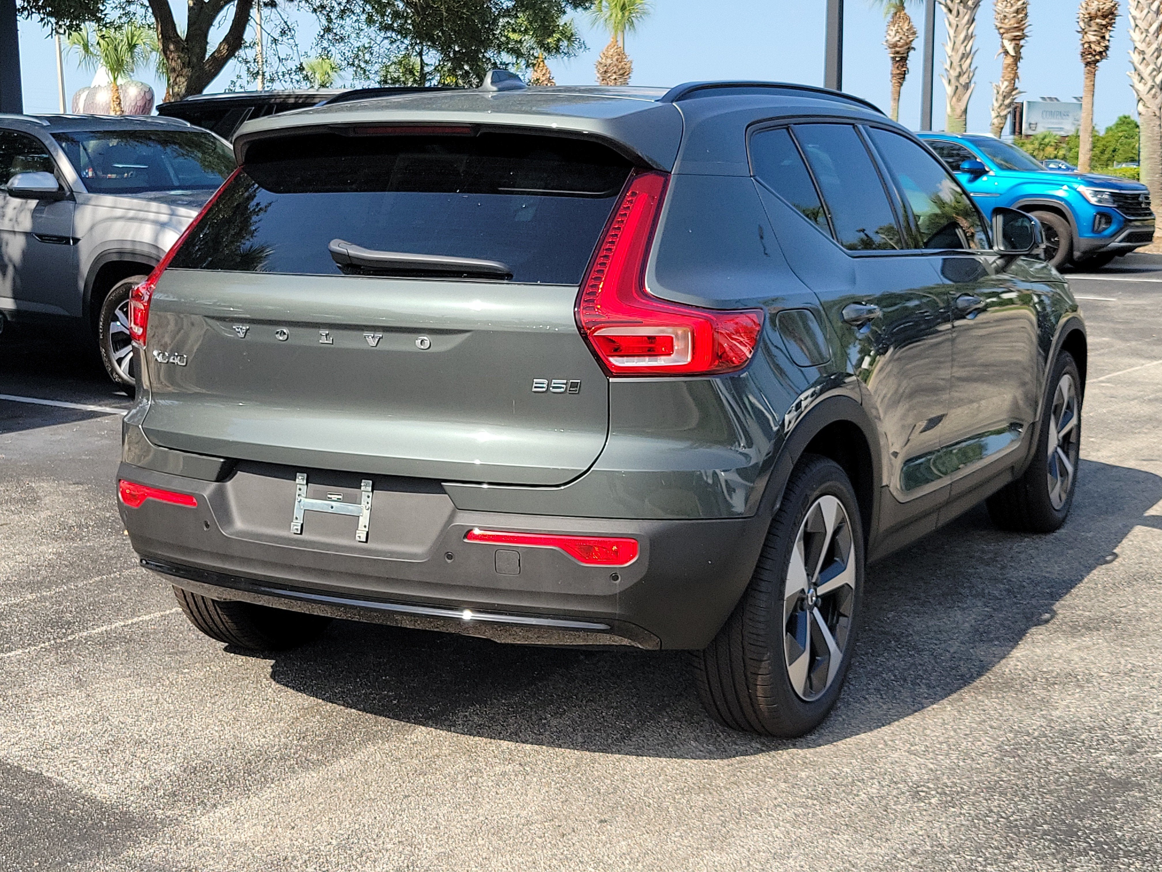 2026 Volvo XC40 Plus