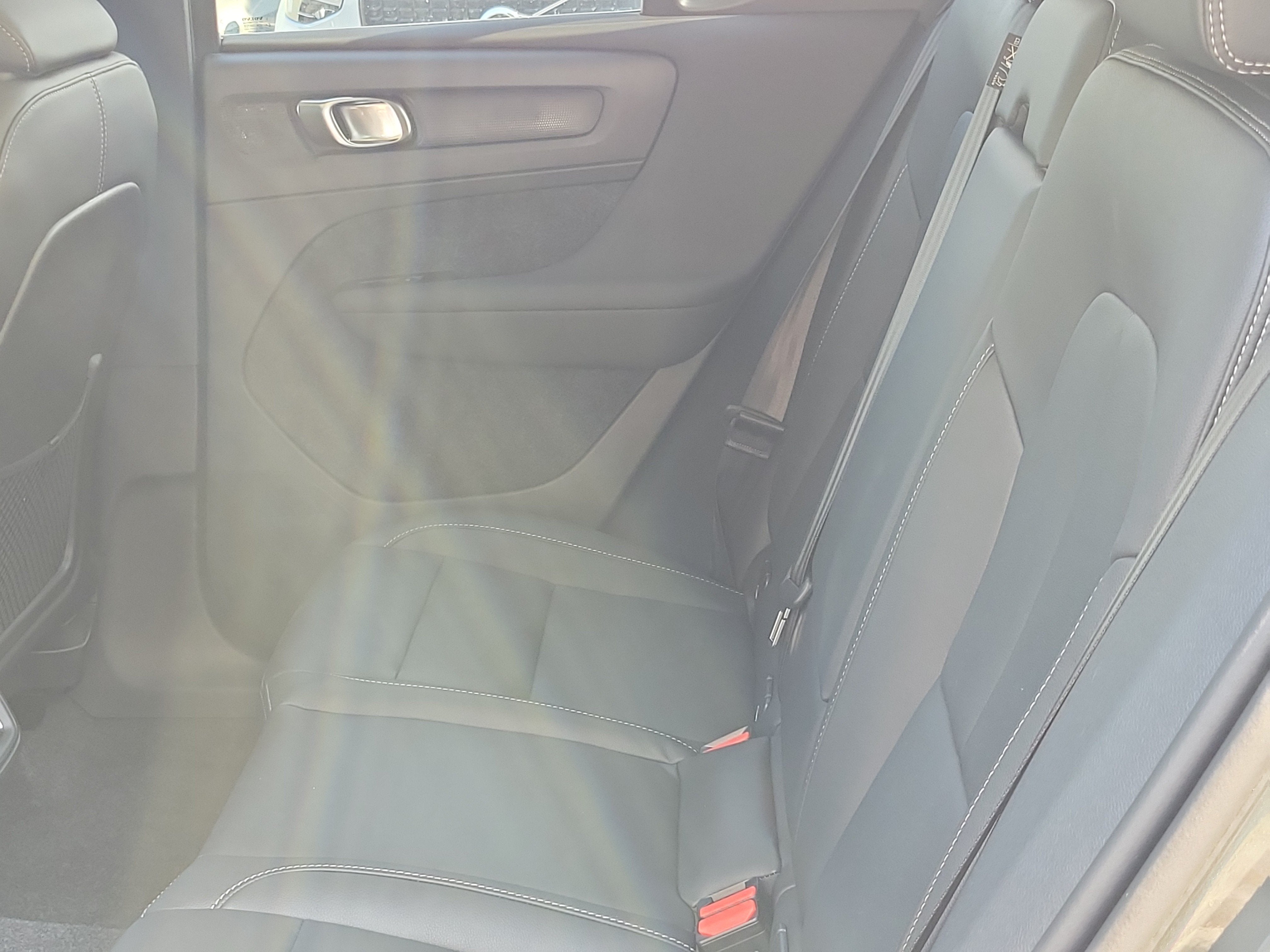 2026 Volvo XC40 Plus