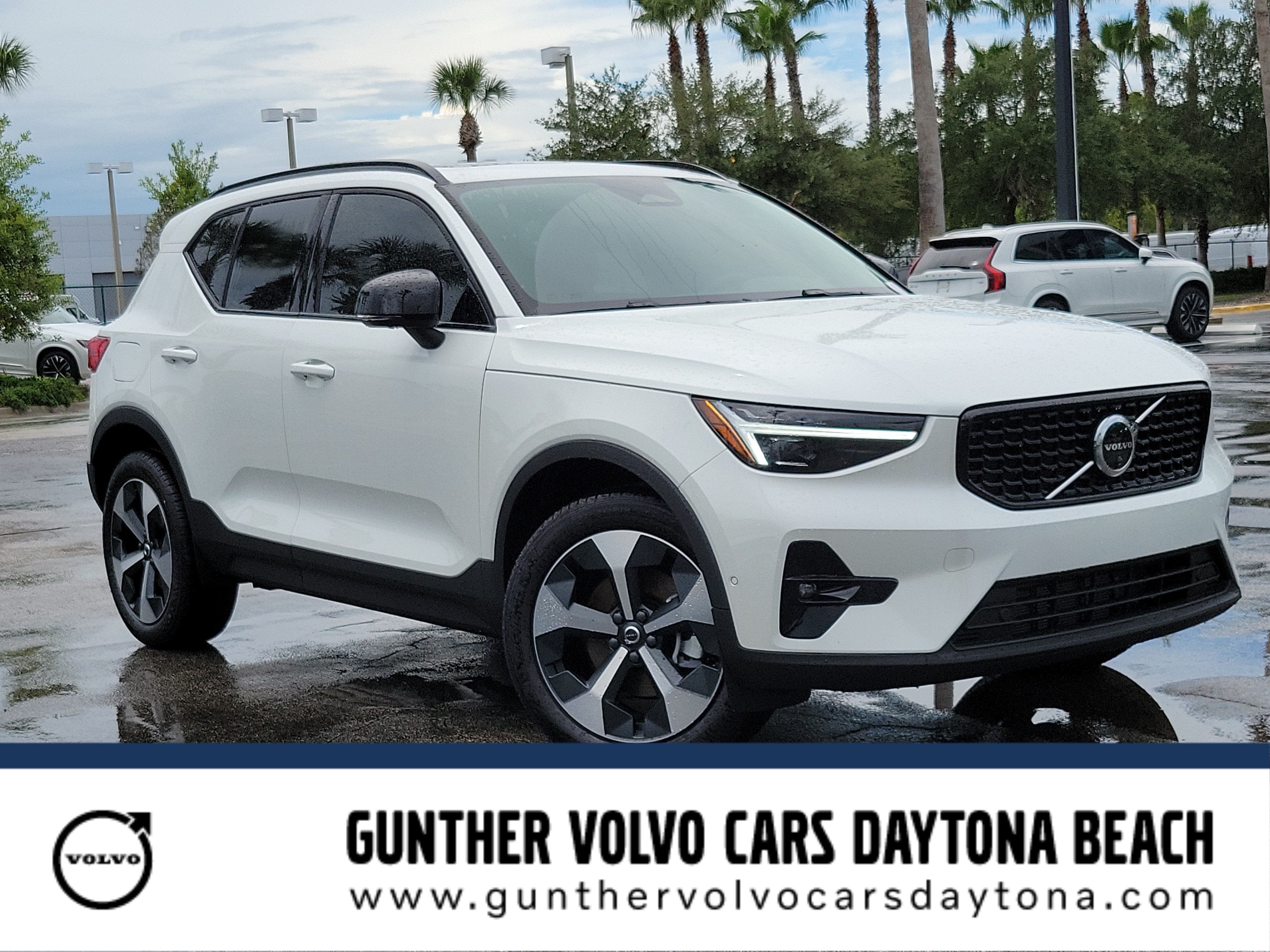 2026 Volvo XC40 Plus
