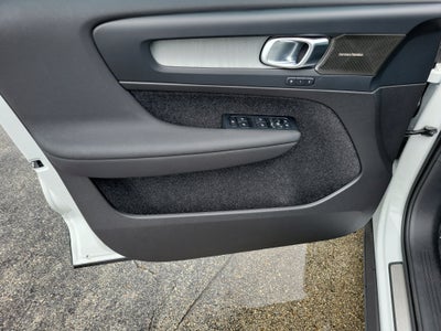2026 Volvo XC40 Plus