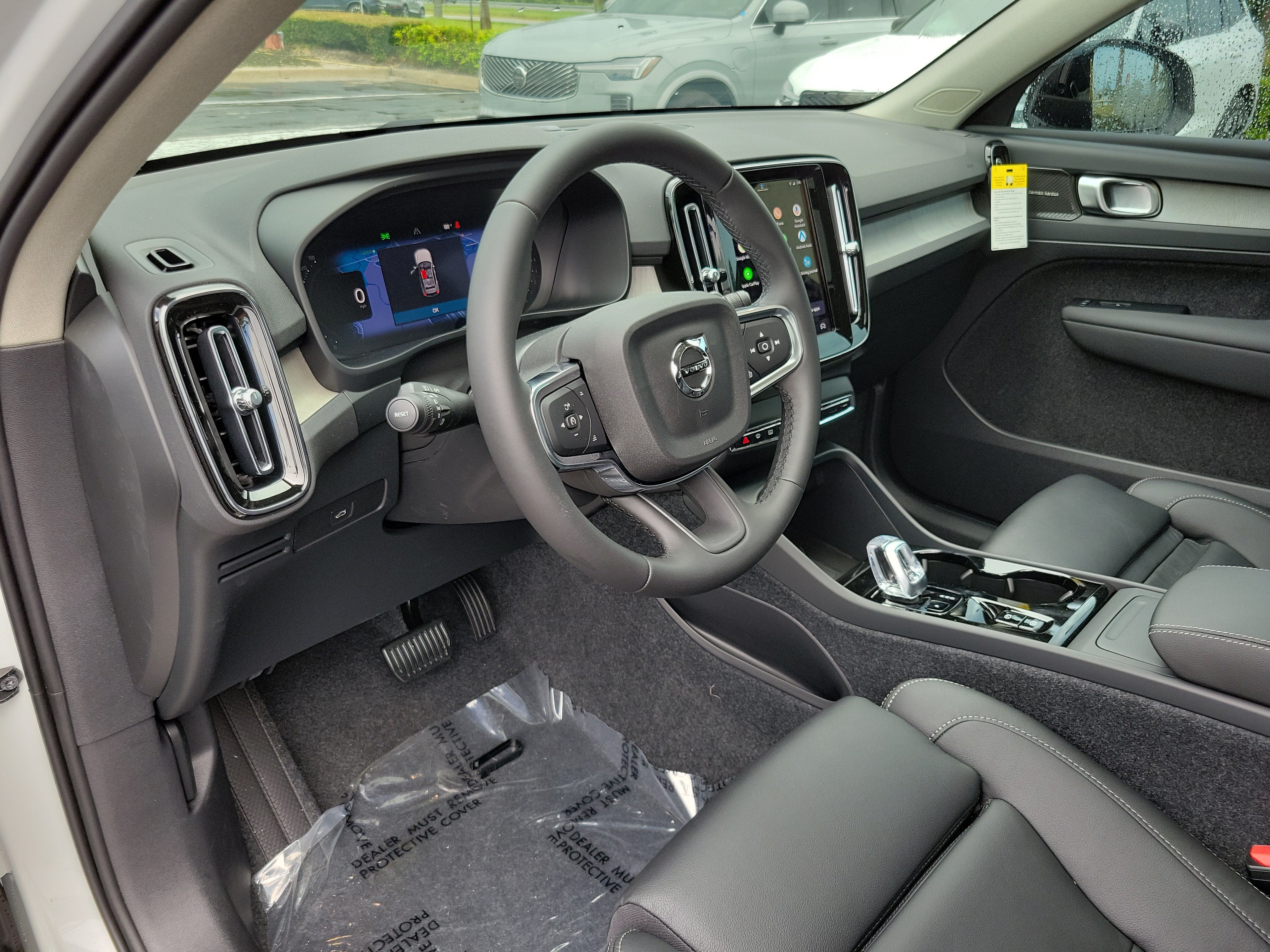 2026 Volvo XC40 Plus