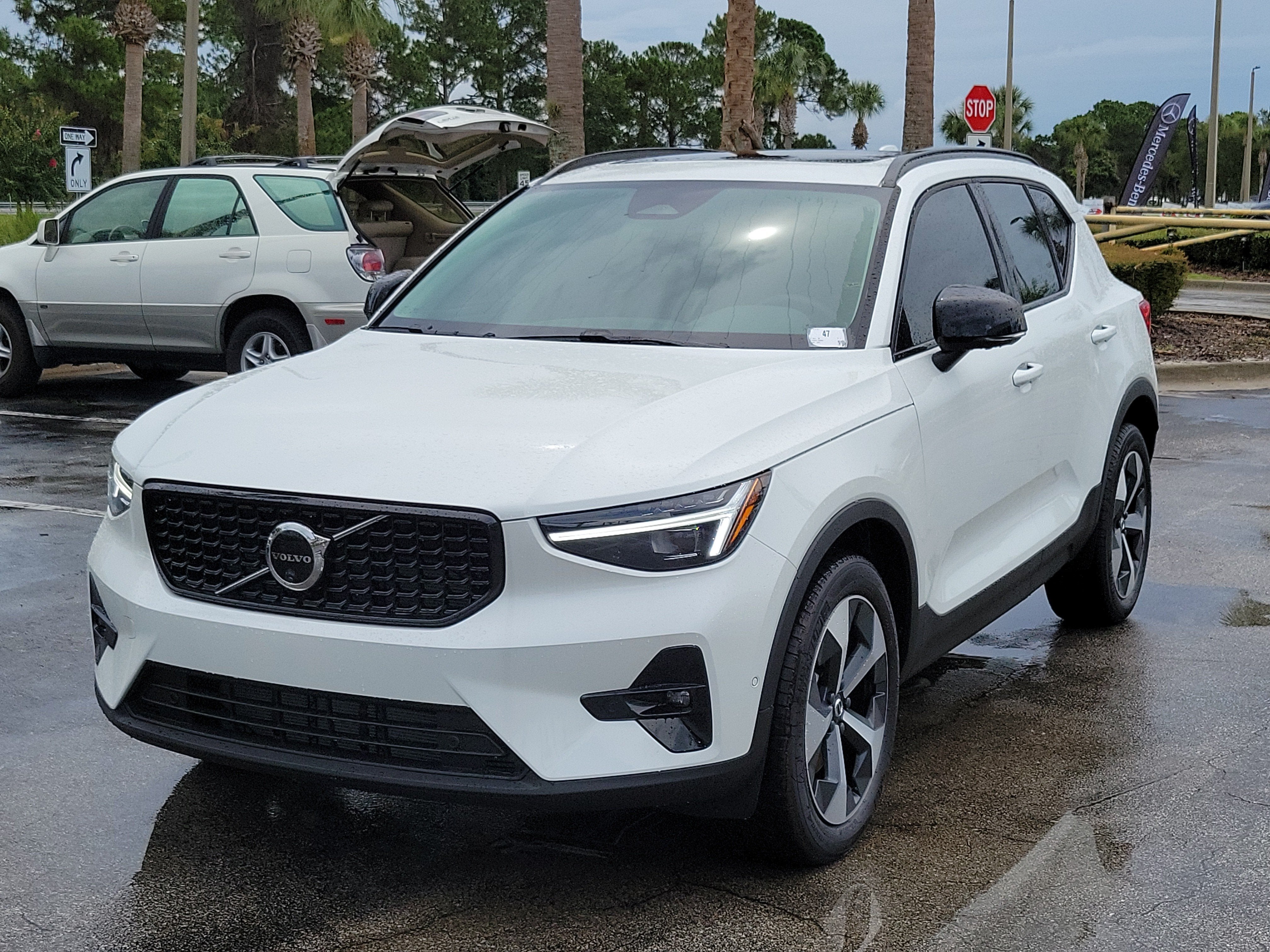 2026 Volvo XC40 Plus