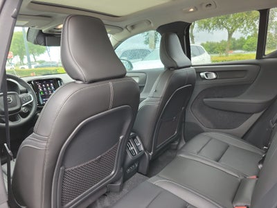 2026 Volvo XC40 Plus