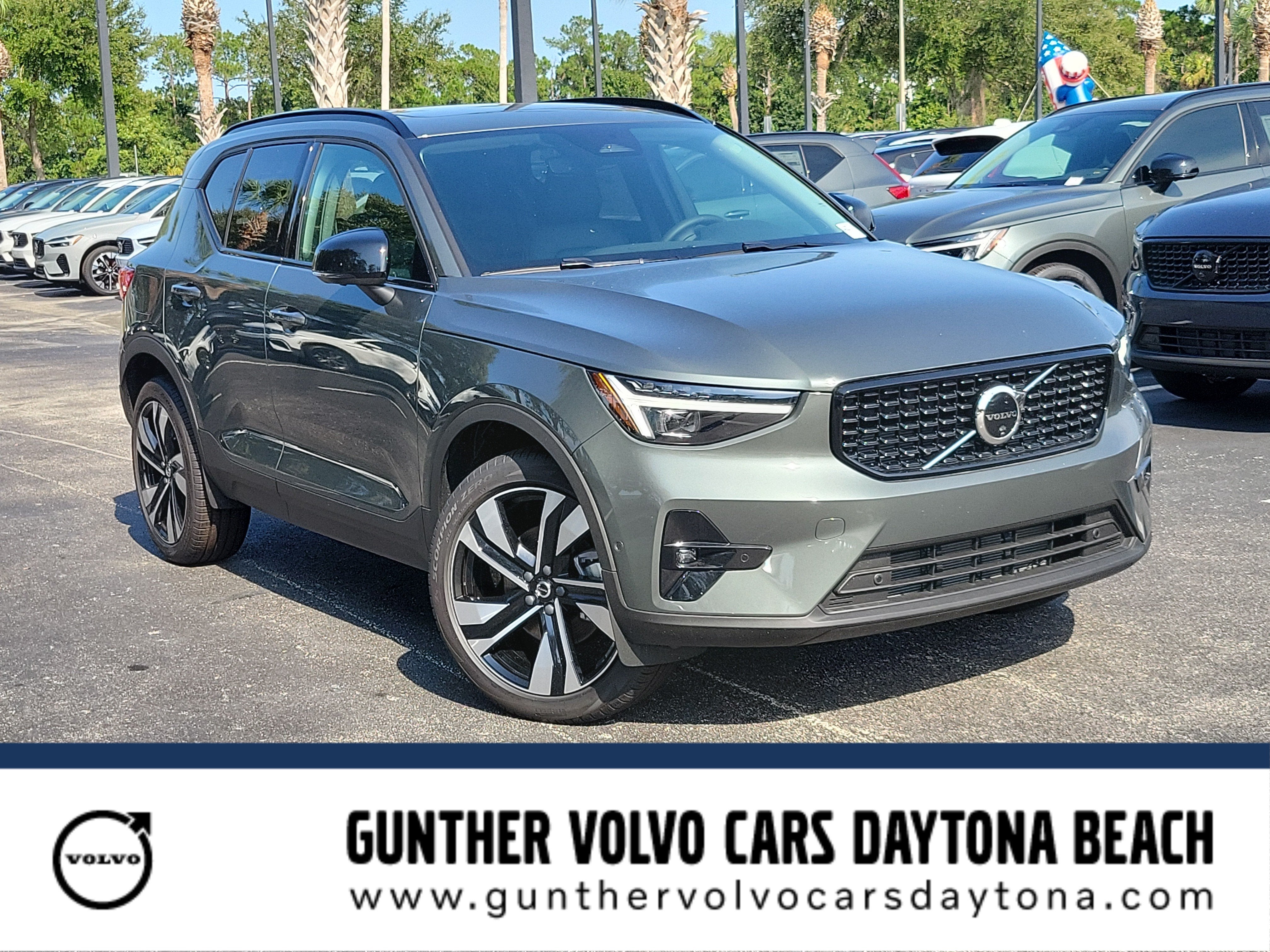2026 Volvo XC40 Plus