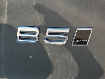 2026 Volvo XC40 Plus