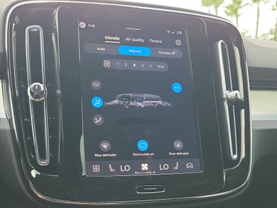 2026 Volvo XC40 Ultra Black Edition