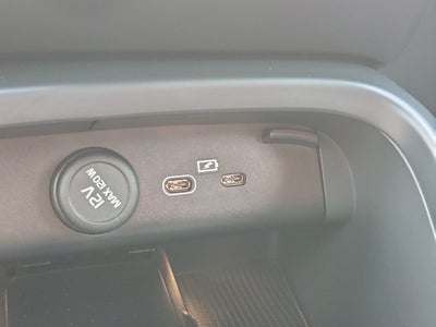 2026 Volvo XC40 Ultra Black Edition