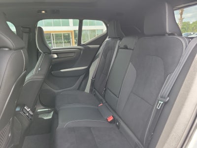 2026 Volvo XC40 Ultra Black Edition