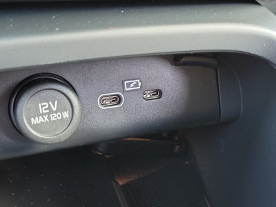2026 Volvo XC40 Ultra Black Edition