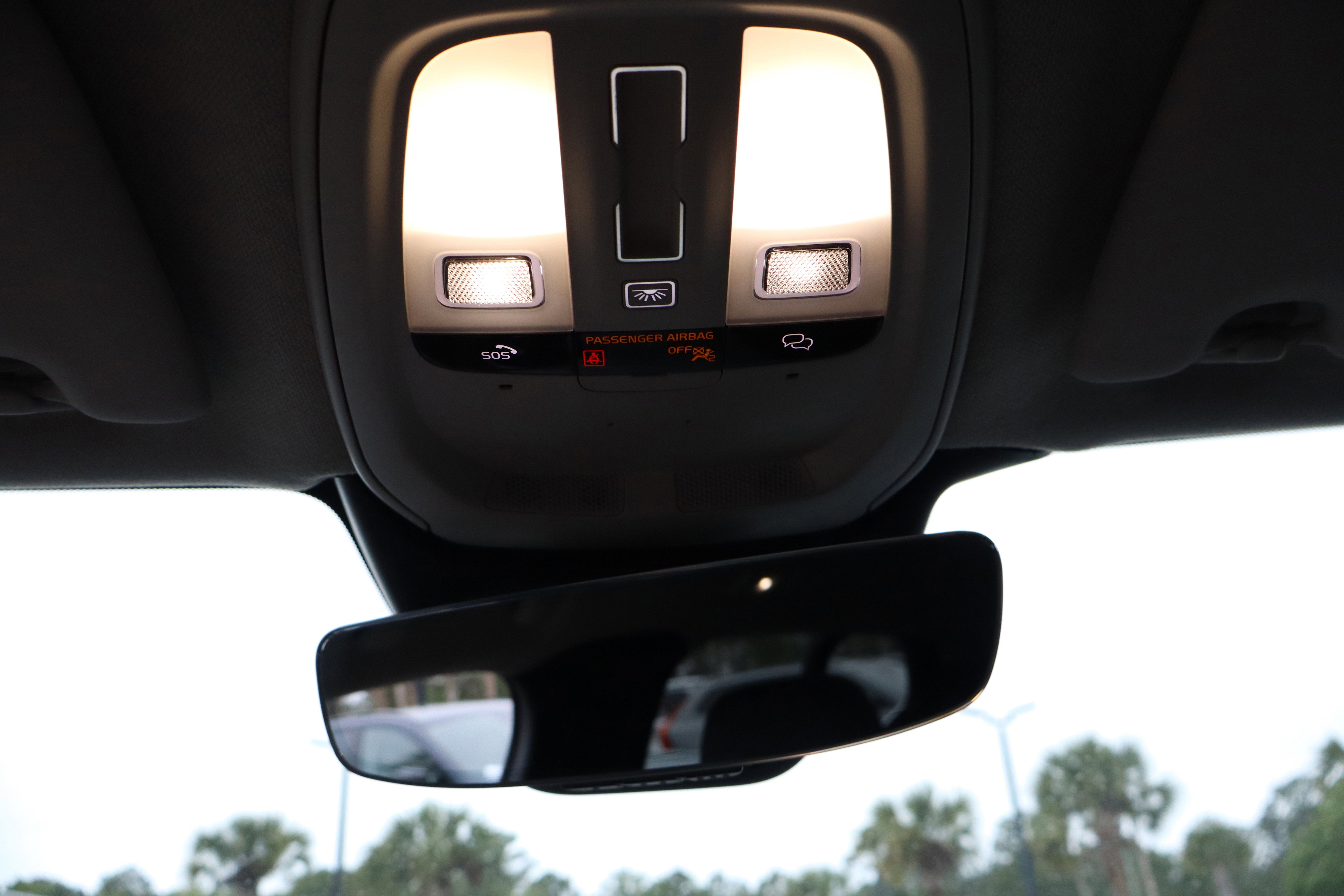 2023 Volvo XC40 Plus Bright Theme