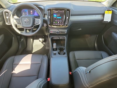 2026 Volvo XC40 Core