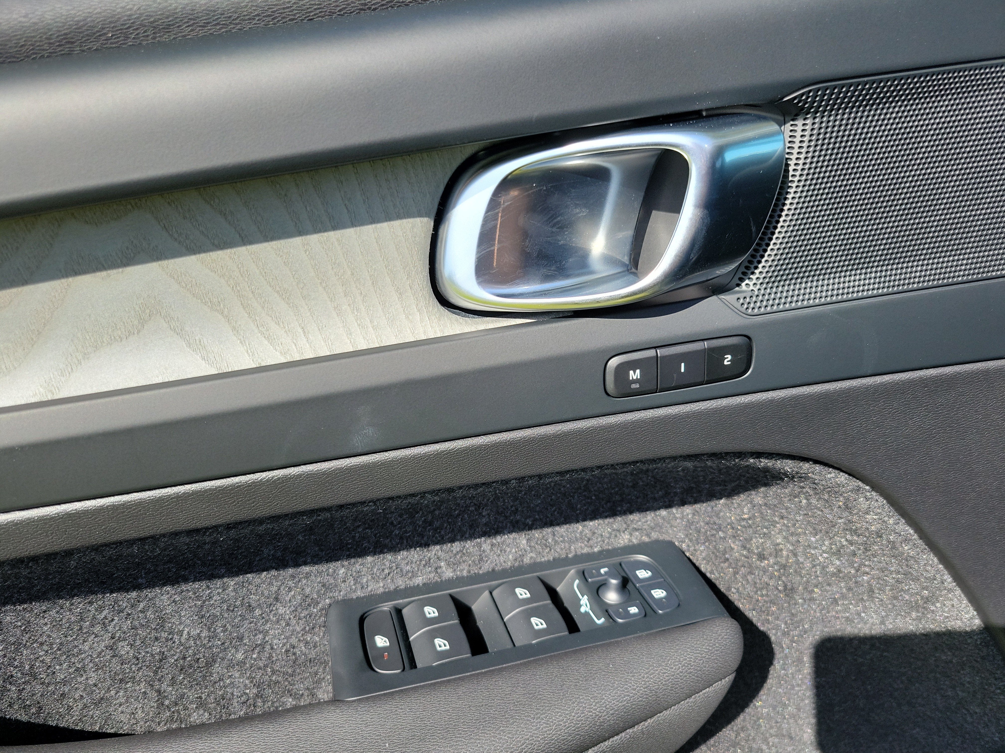 2026 Volvo XC40 Core