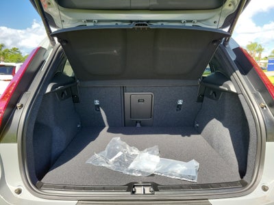 2026 Volvo XC40 Core