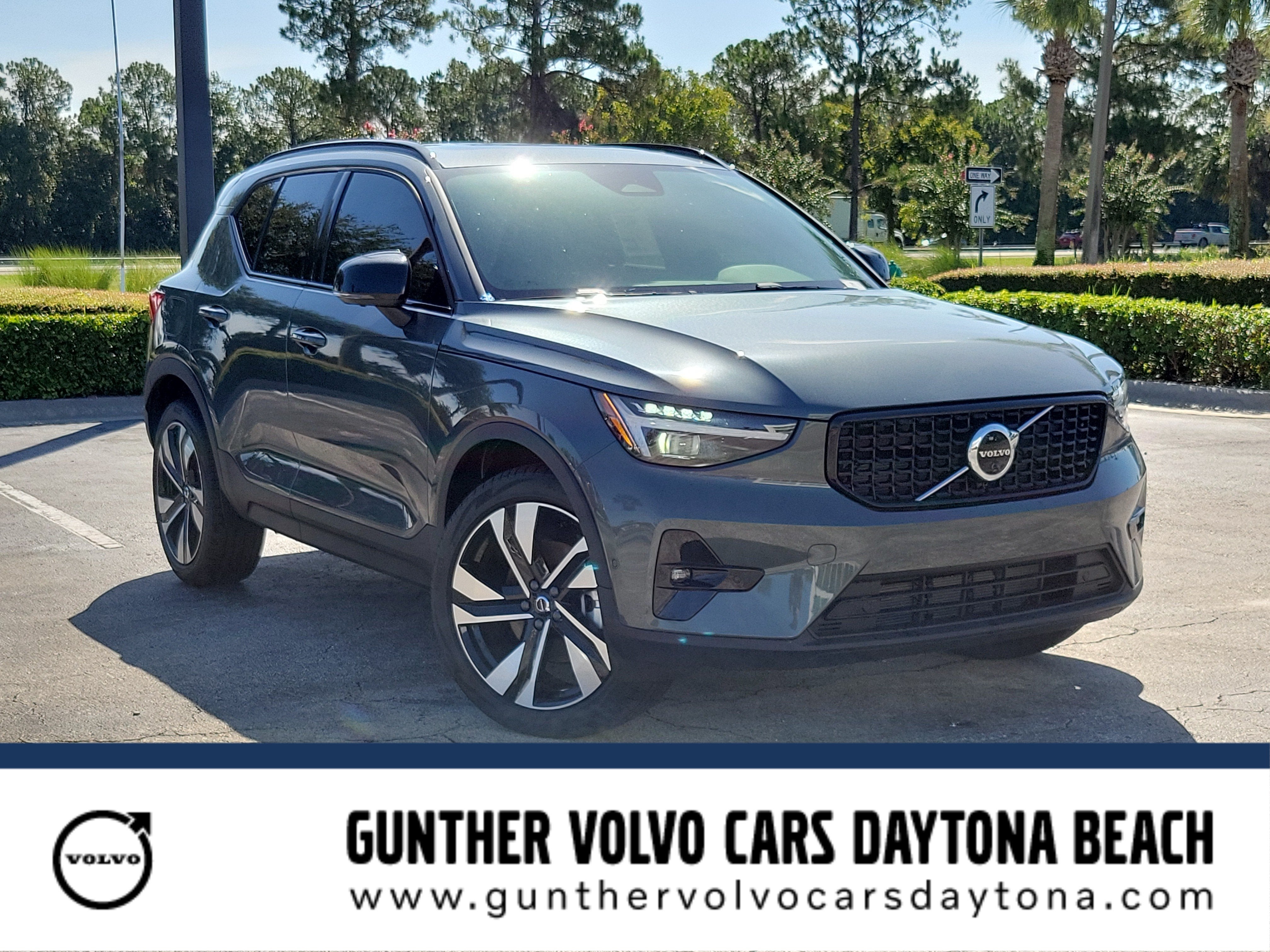 2026 Volvo XC40 Ultra