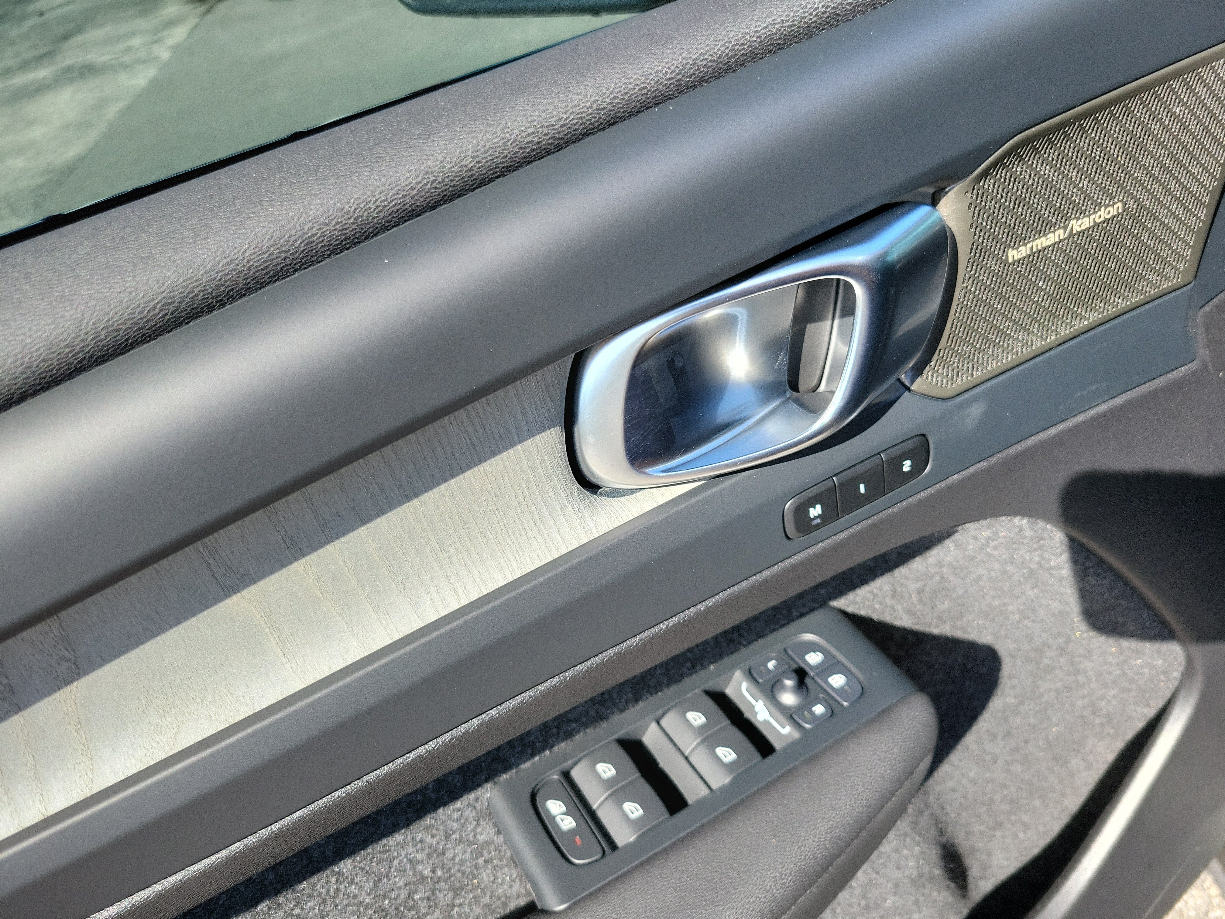 2026 Volvo XC40 Ultra