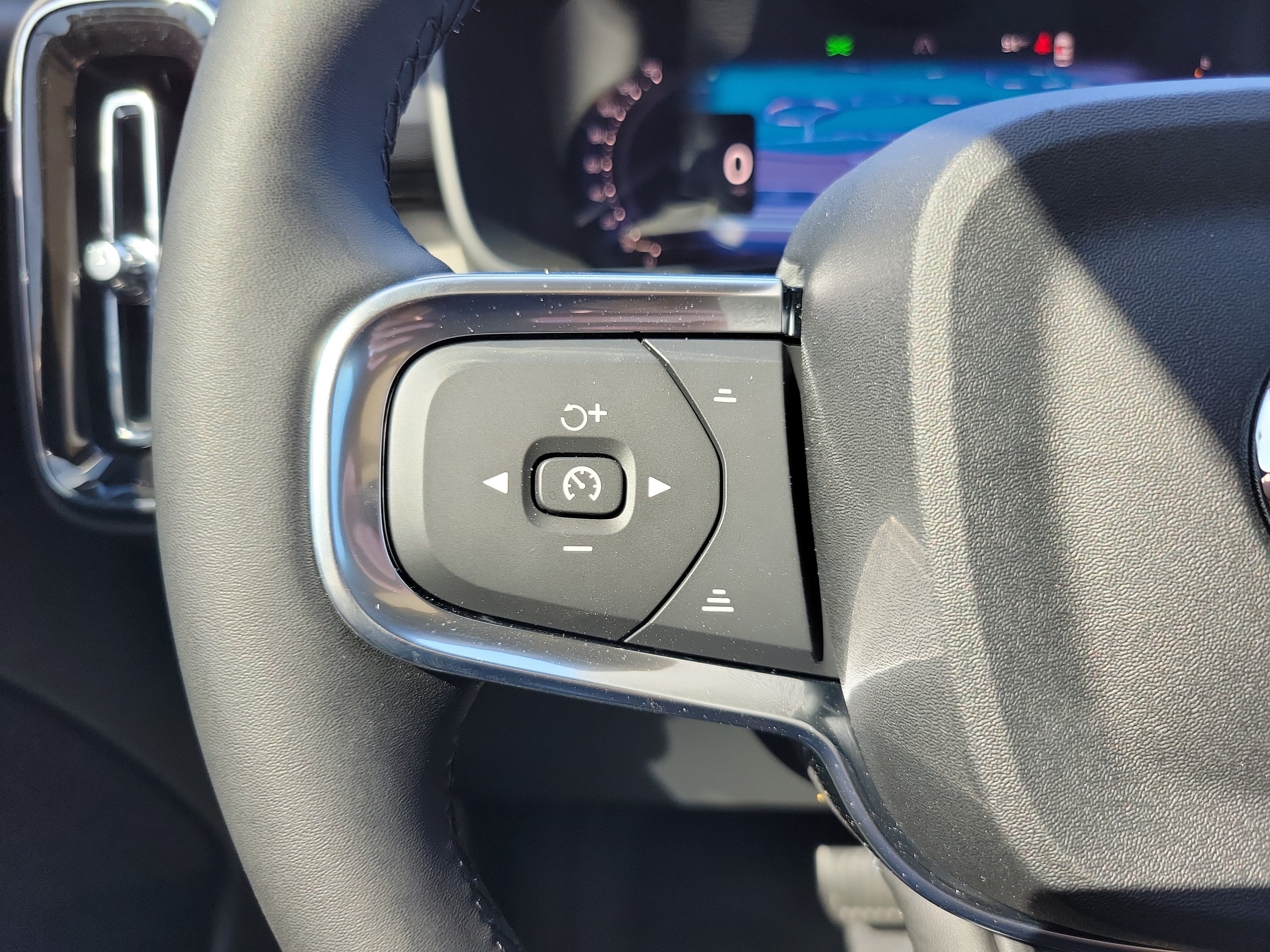 2026 Volvo XC40 Ultra