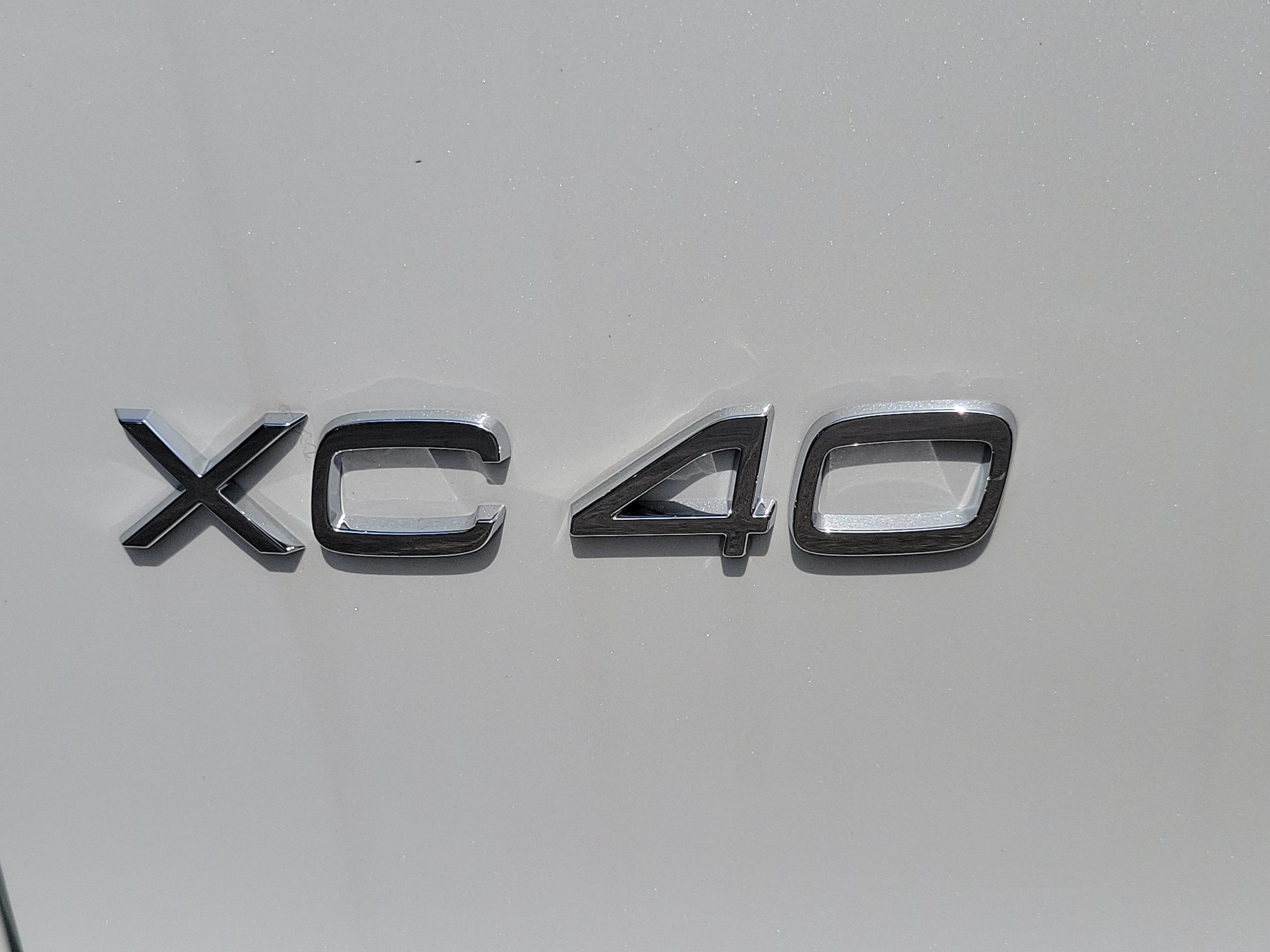 2026 Volvo XC40 Ultra