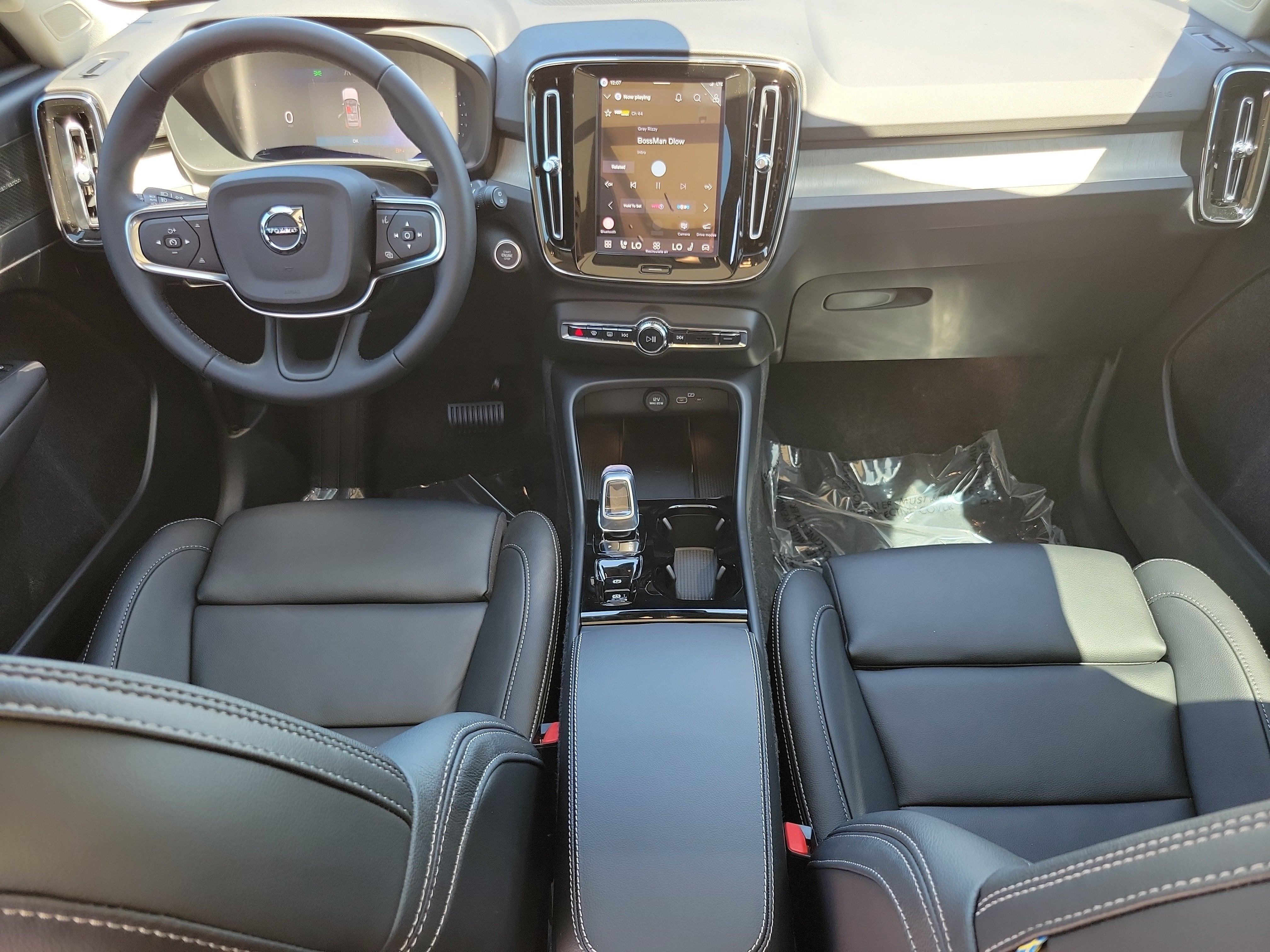 2026 Volvo XC40 Ultra