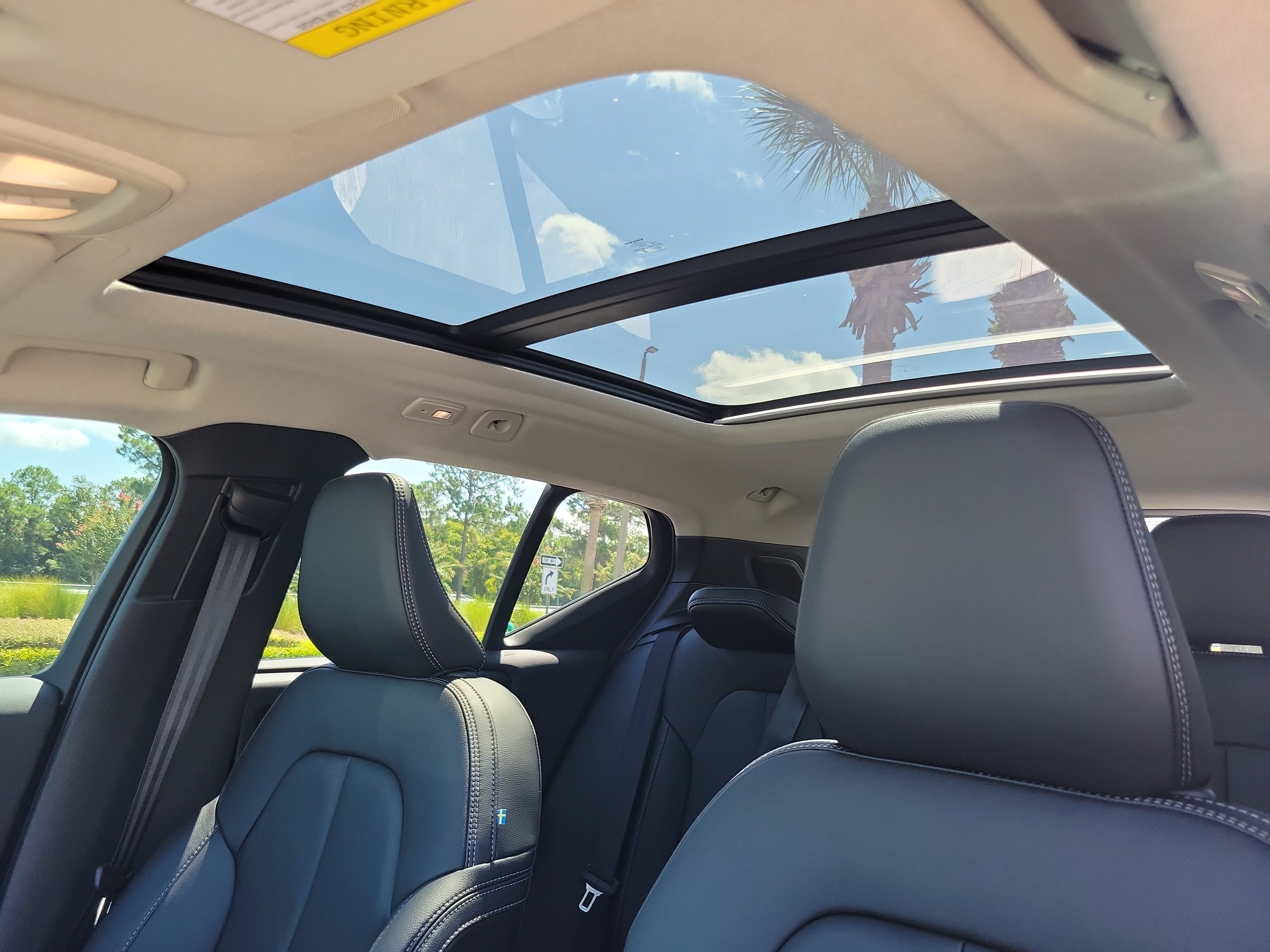 2026 Volvo XC40 Ultra