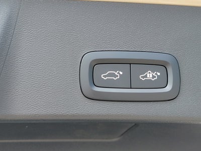 2026 Volvo XC40 Ultra