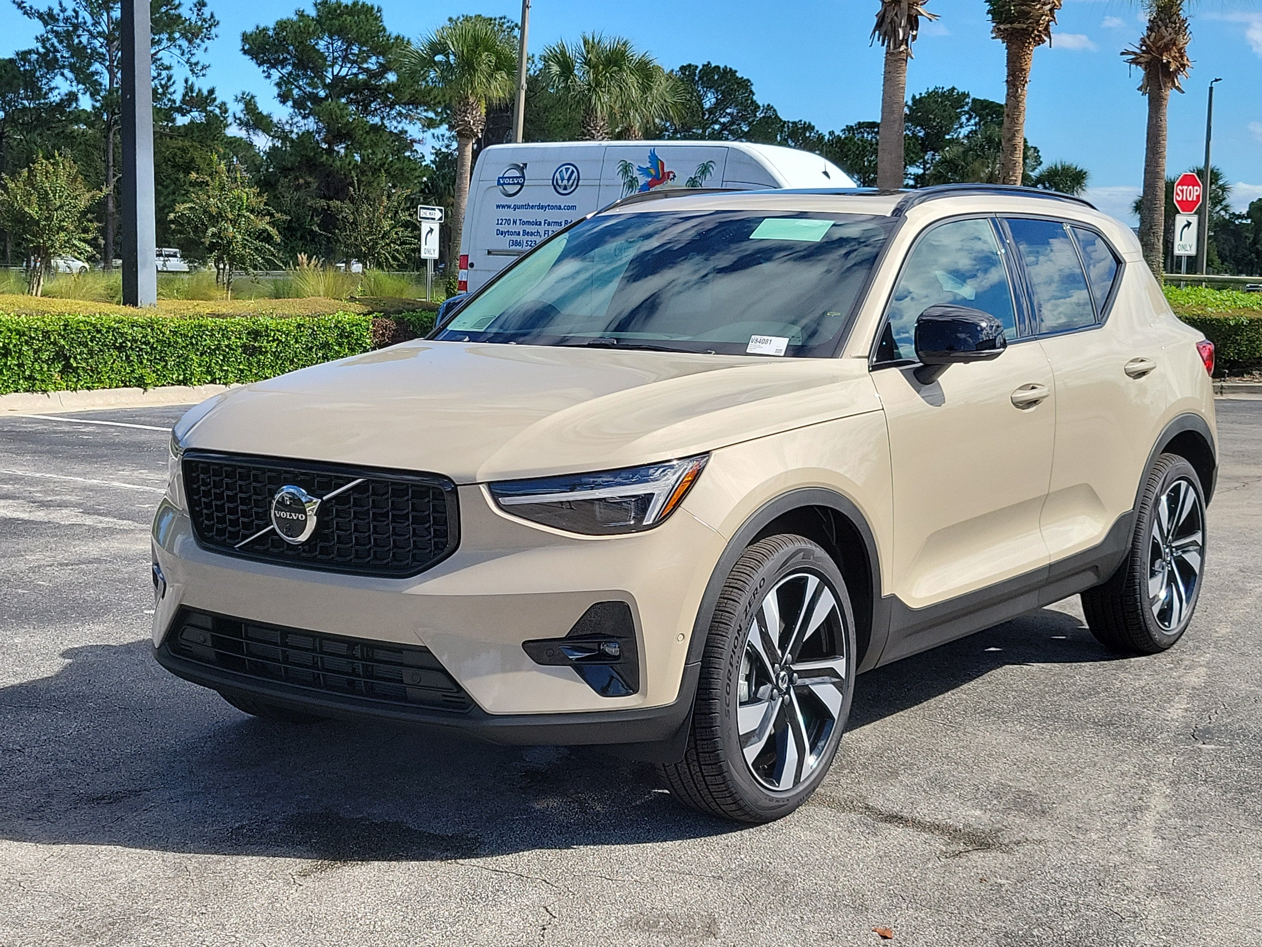 2026 Volvo XC40 Ultra