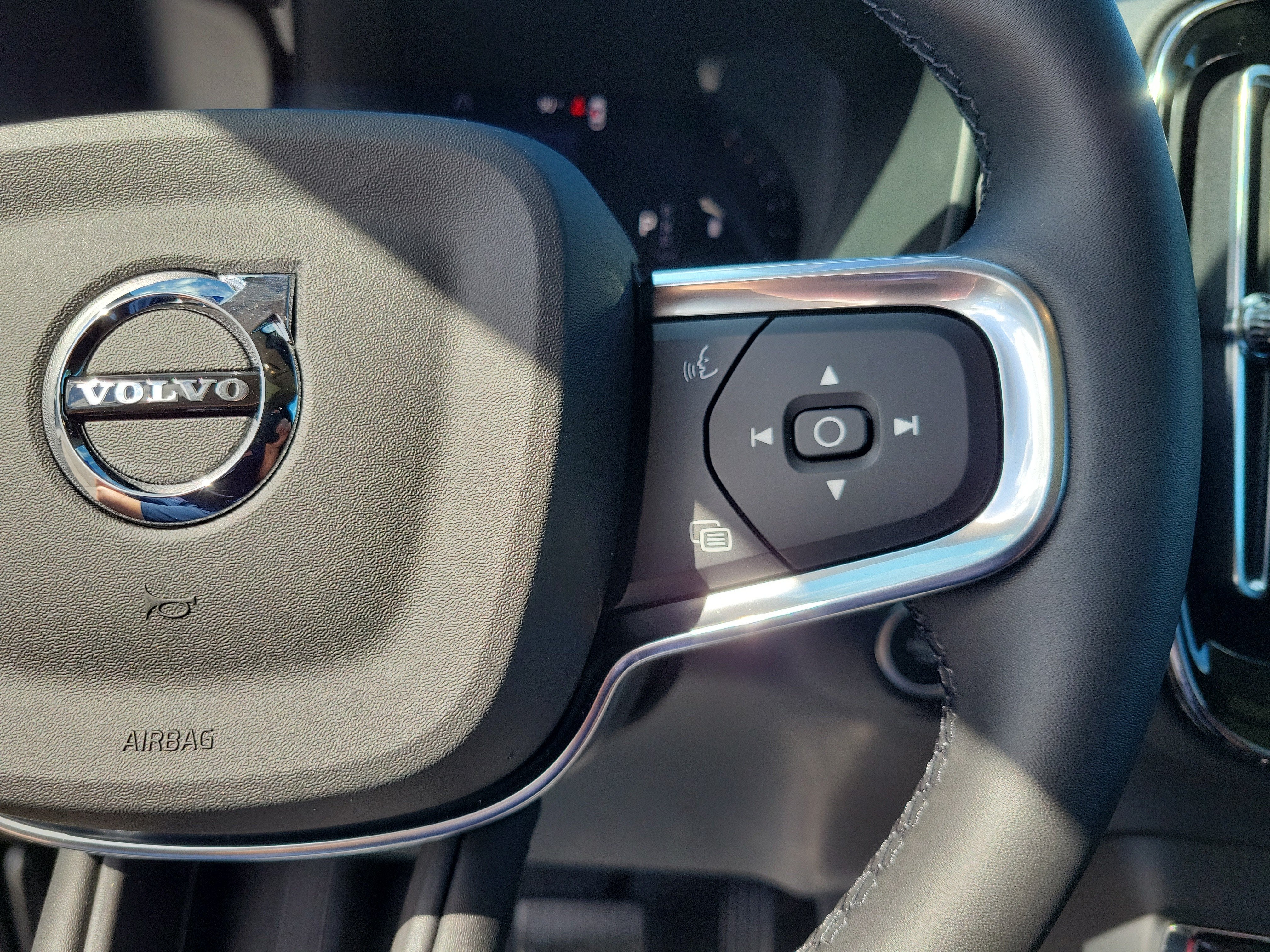 2026 Volvo XC40 Ultra