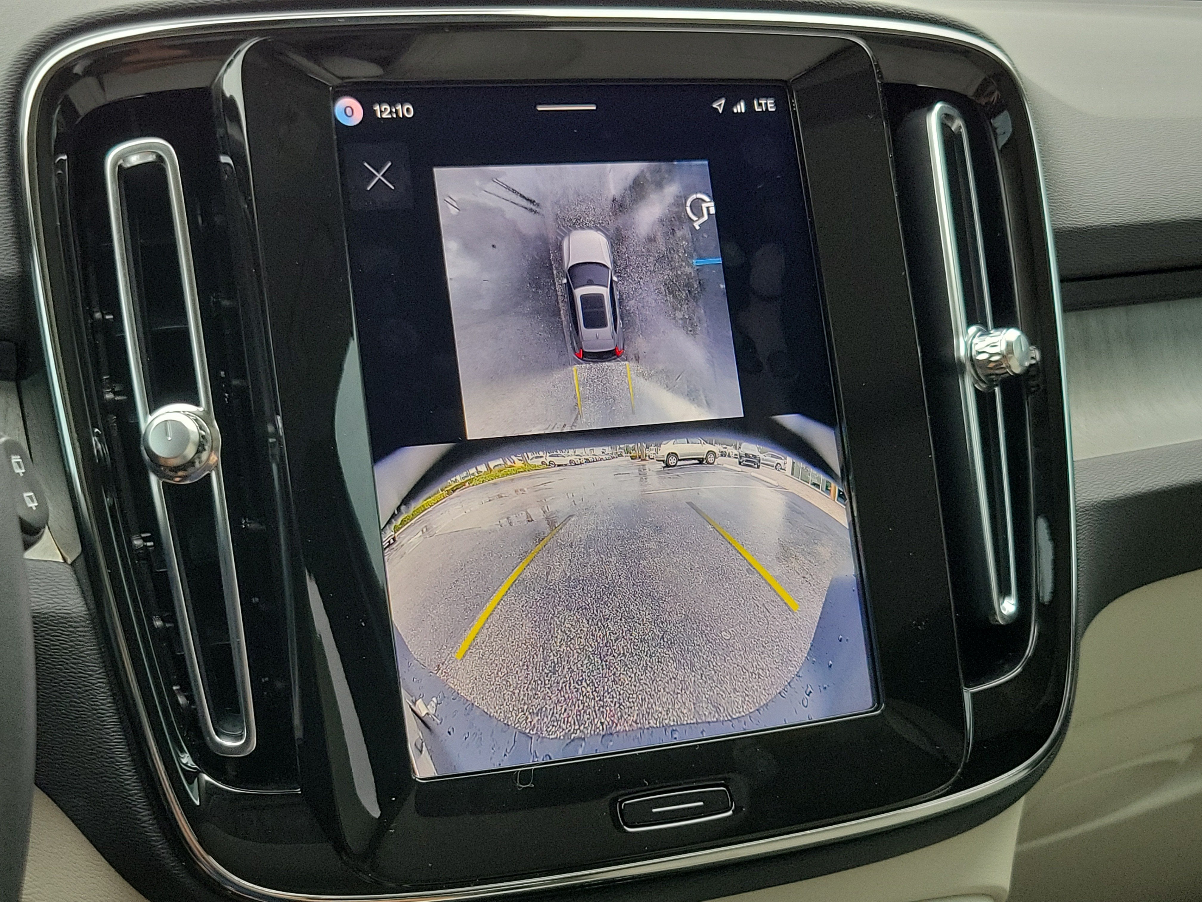 2026 Volvo XC40 Ultra