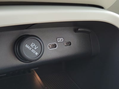 2026 Volvo XC40 Ultra