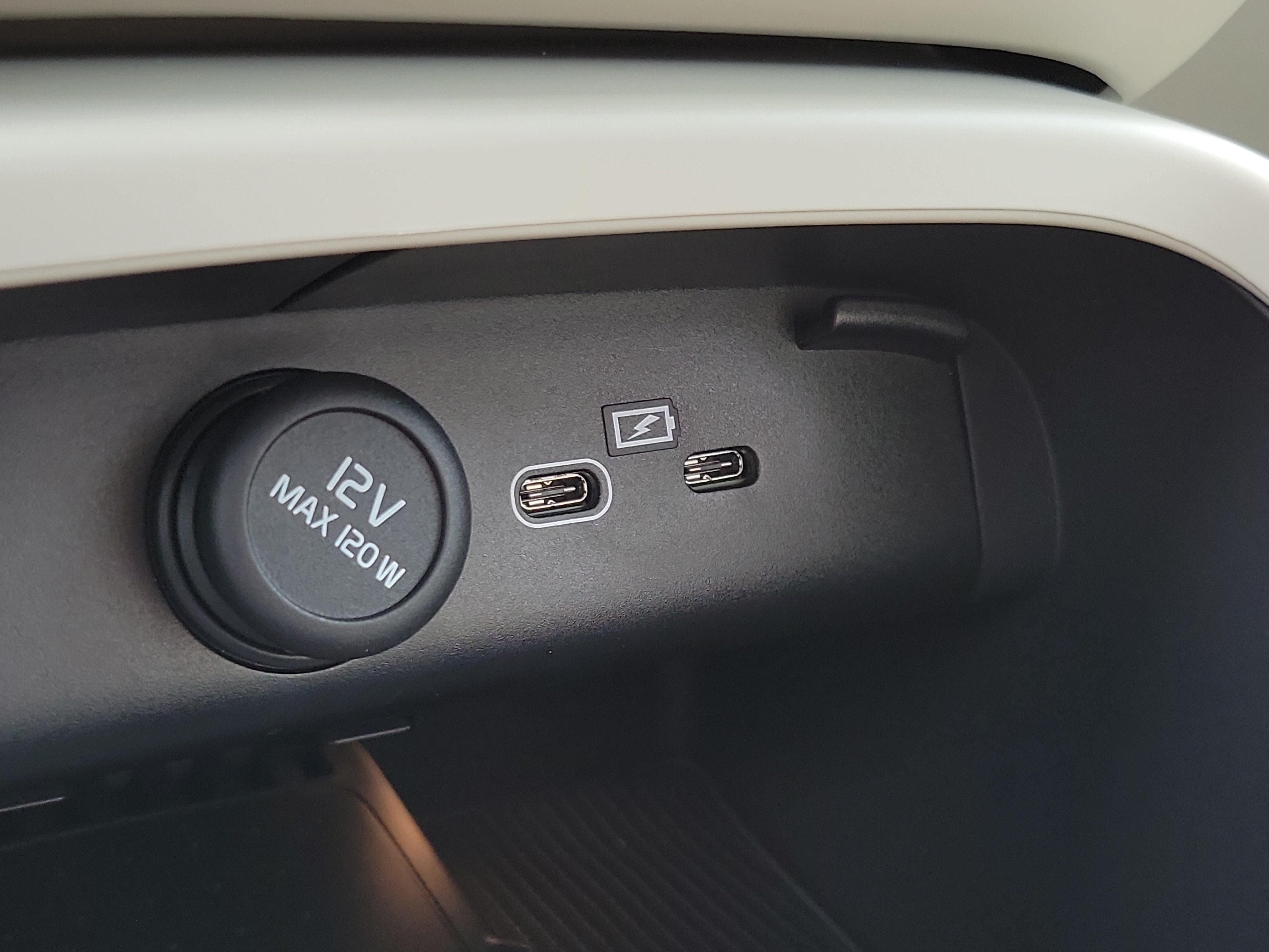 2026 Volvo XC40 Ultra