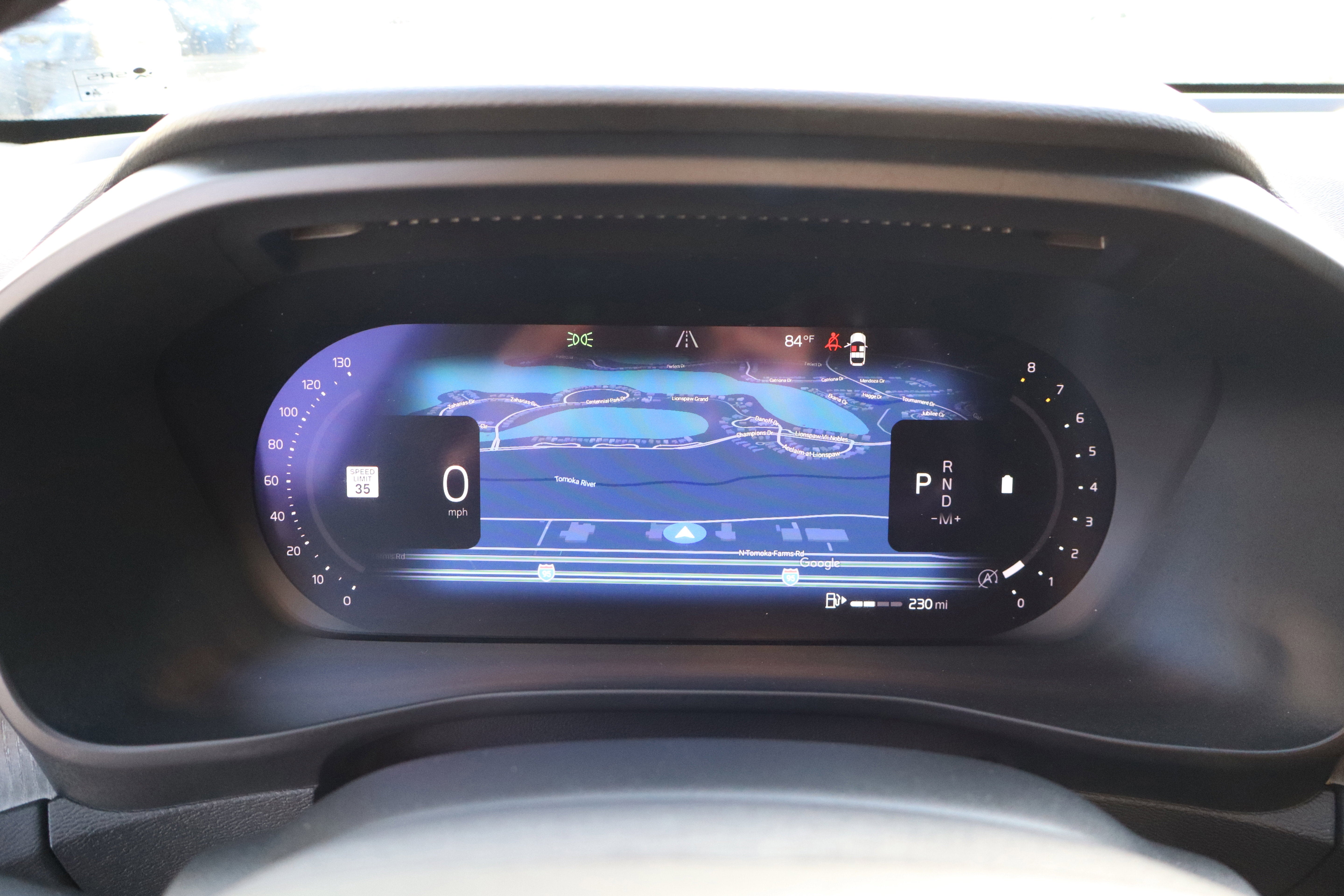 2023 Volvo XC40 Plus Bright Theme