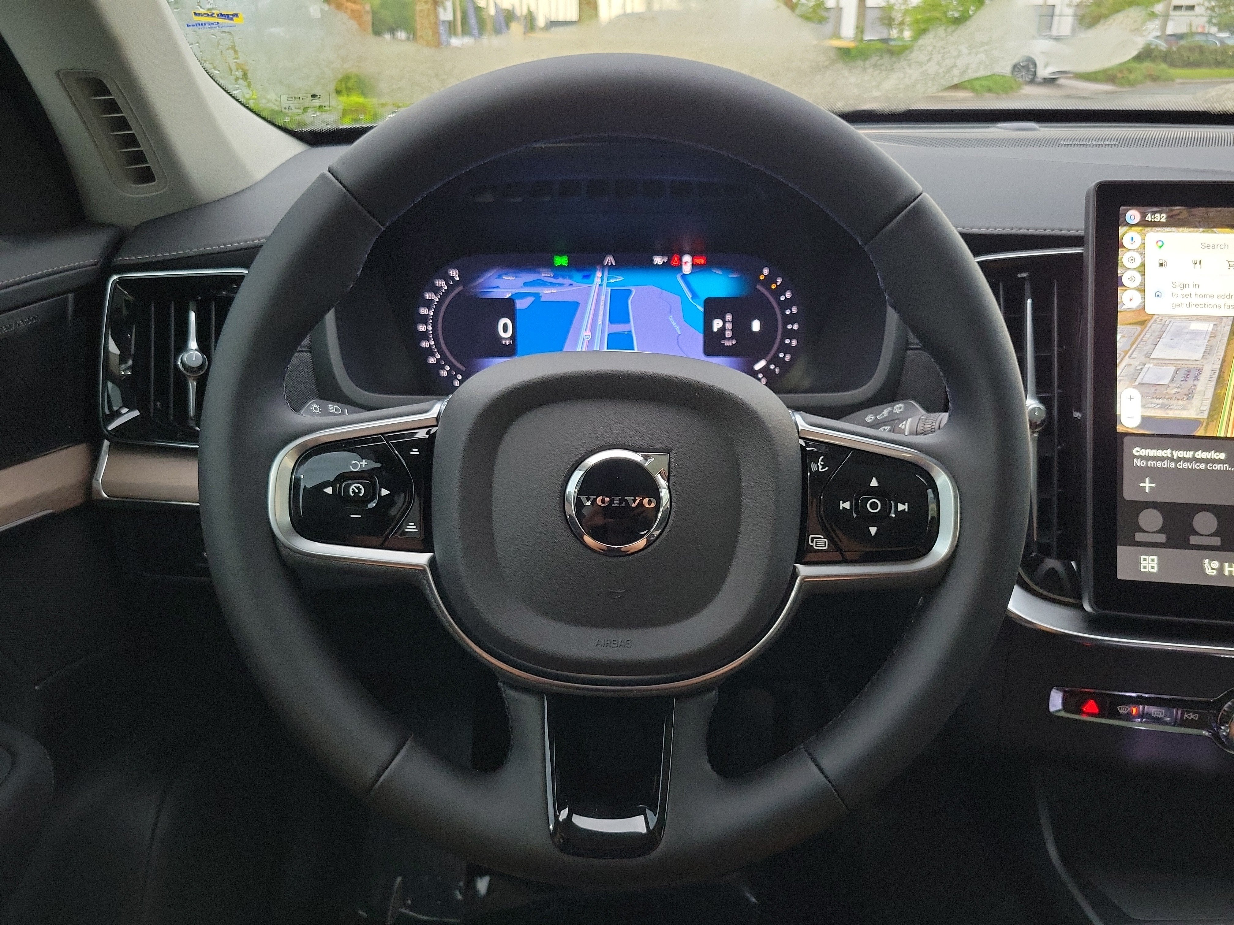 2026 Volvo XC90 Plus