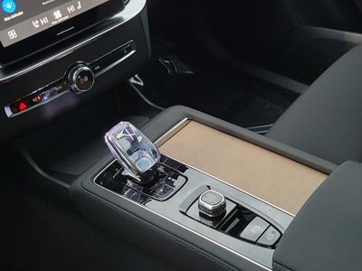 2026 Volvo XC90 Plus