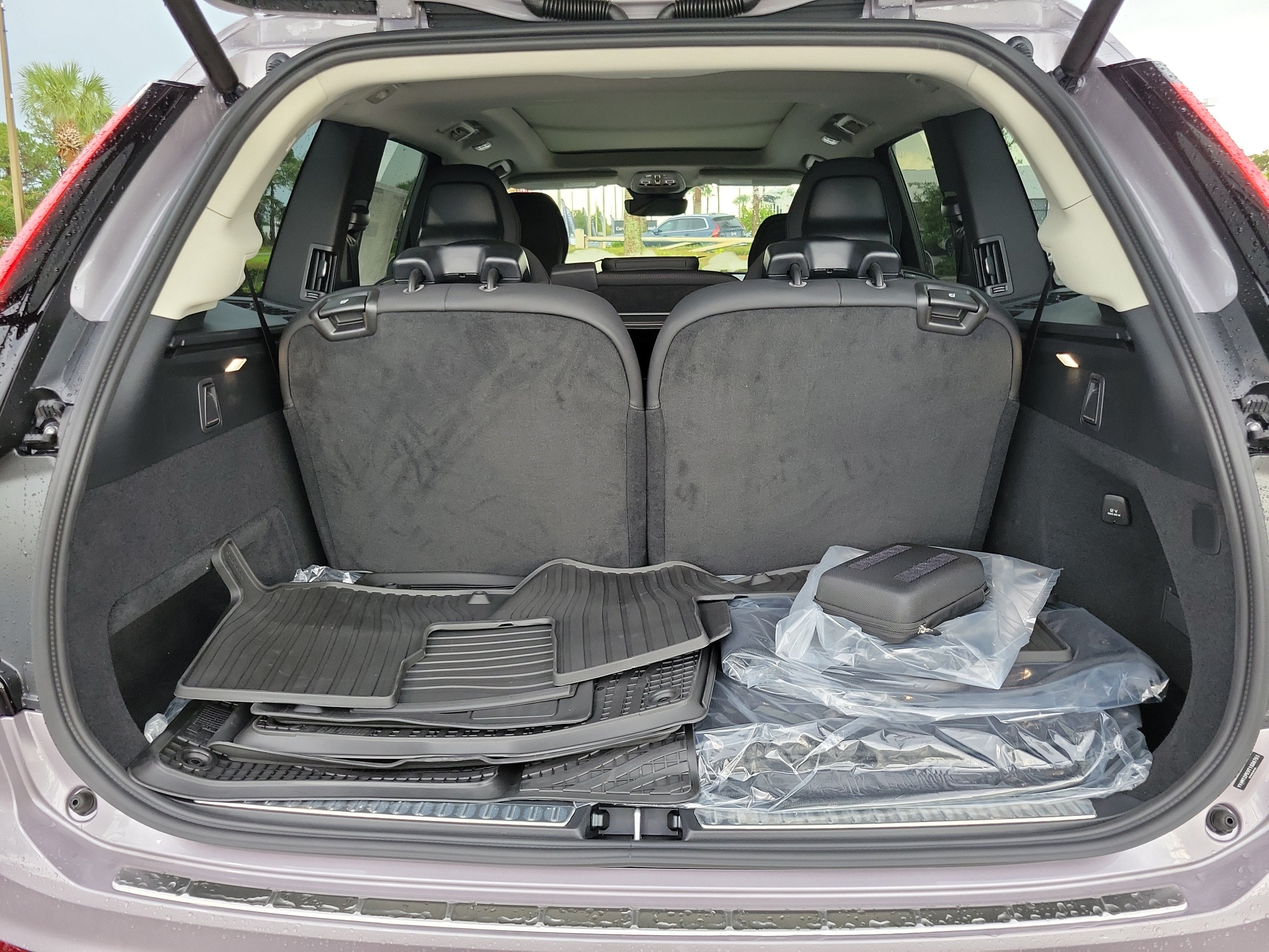 2026 Volvo XC90 Plus