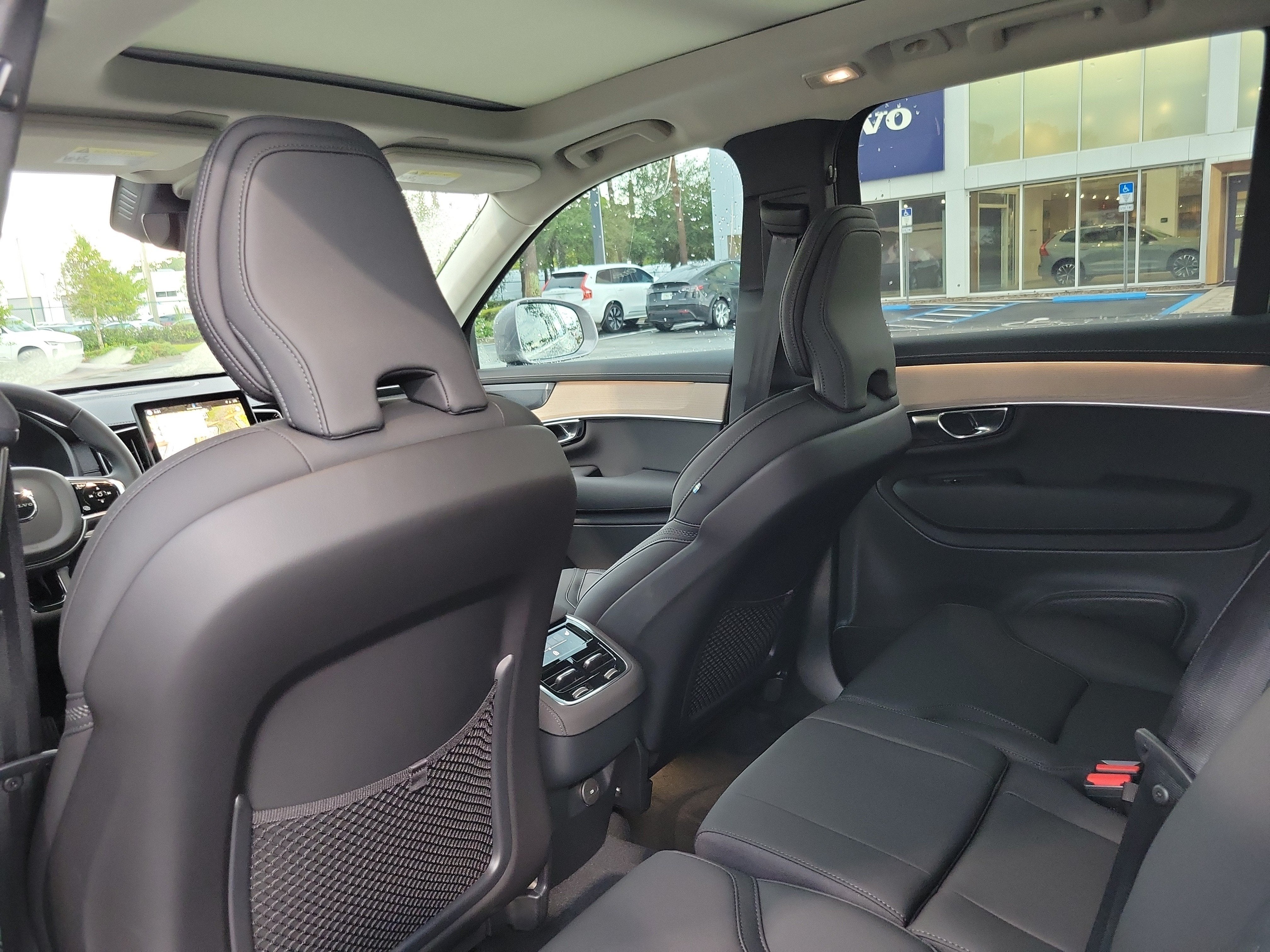 2026 Volvo XC90 Plus