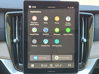2026 Volvo XC90 Core