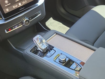 2026 Volvo XC90 Core