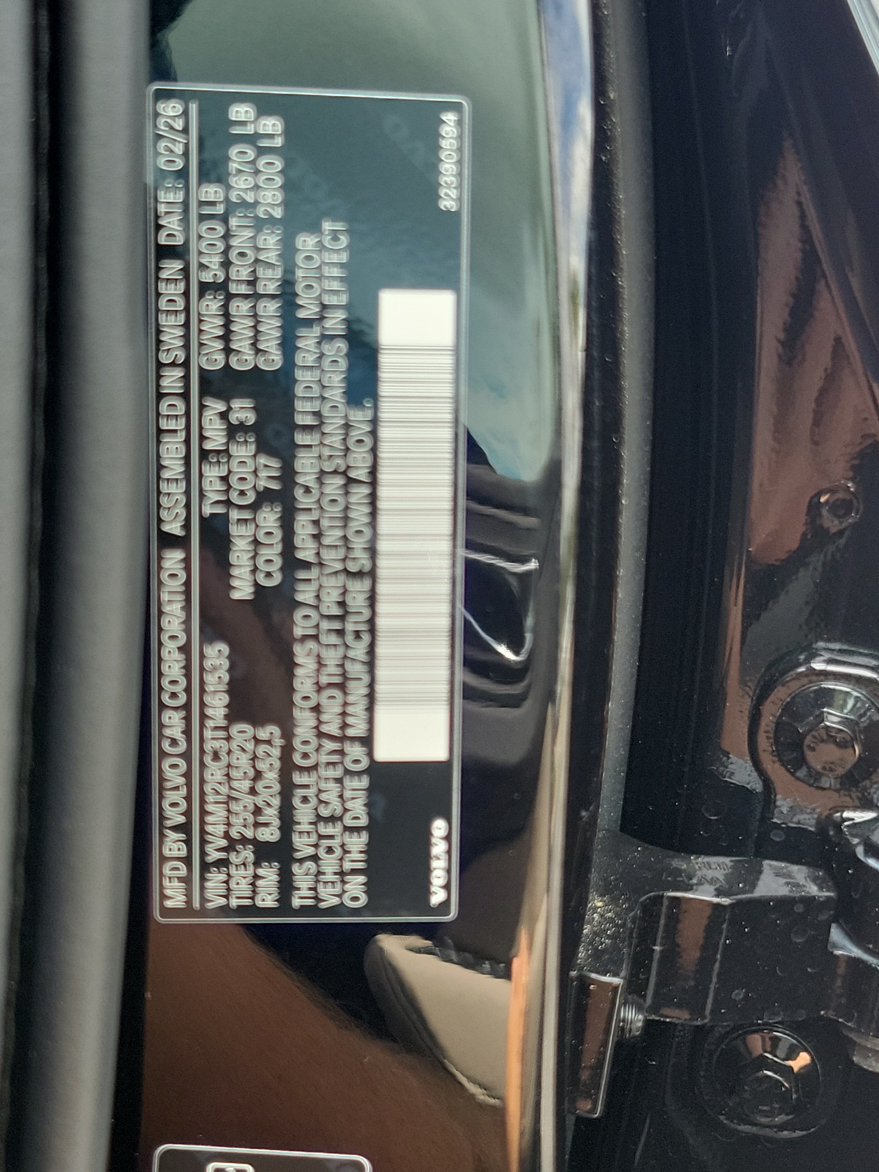 2026 Volvo XC60 Plus