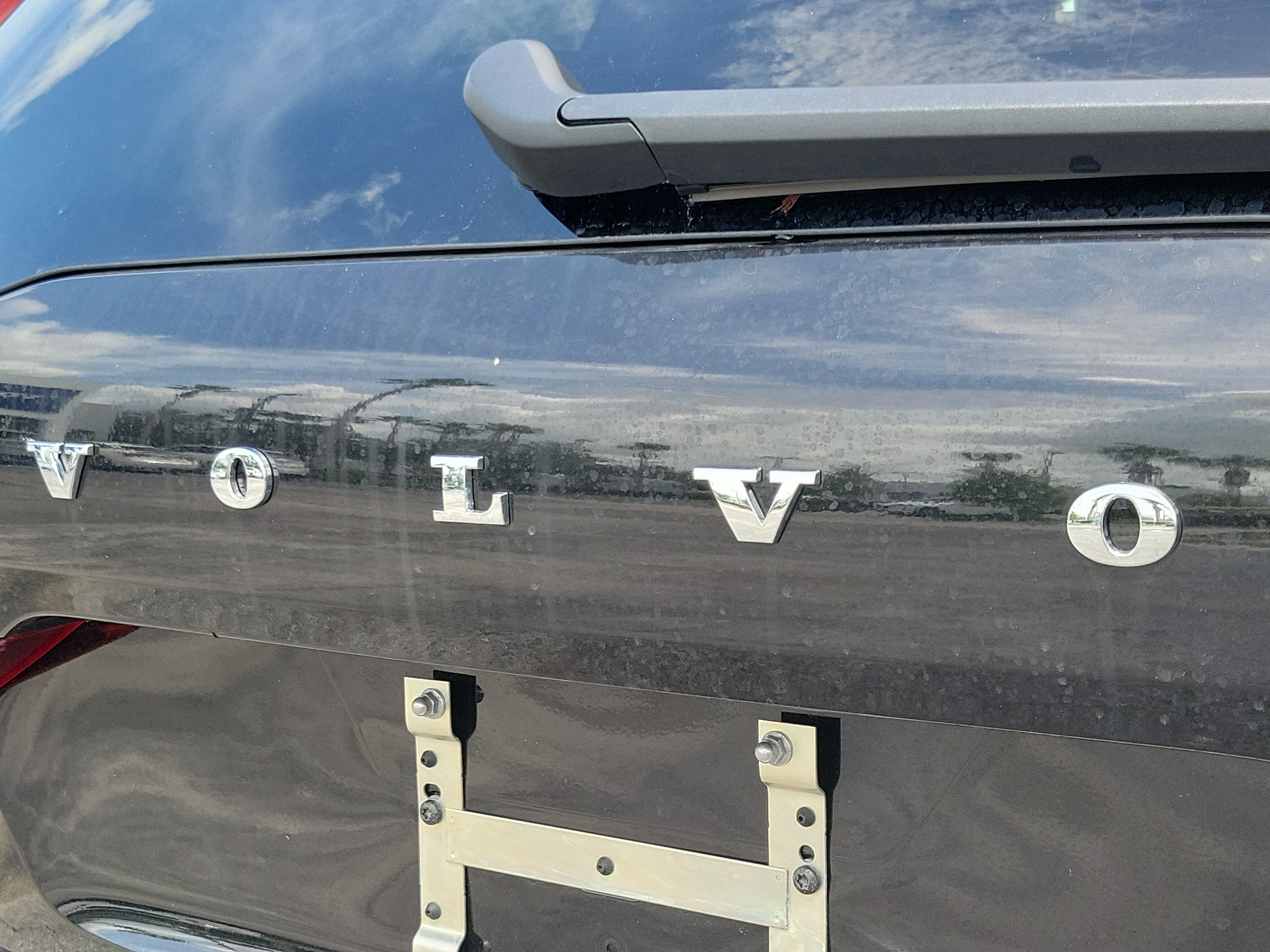 2026 Volvo XC60 Plus