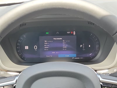 2026 Volvo XC60 Plus
