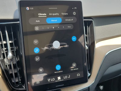 2026 Volvo XC60 Plus