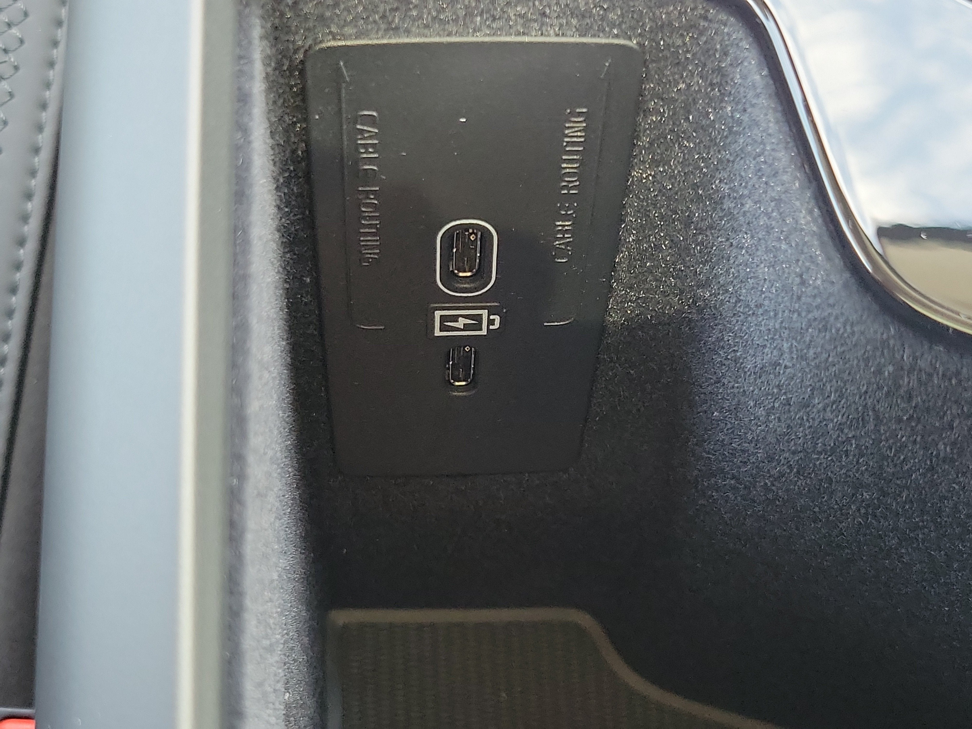2026 Volvo XC60 Plus
