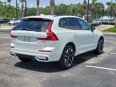 2026 Volvo XC60 Plus