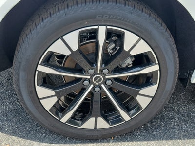 2026 Volvo XC60 Plus