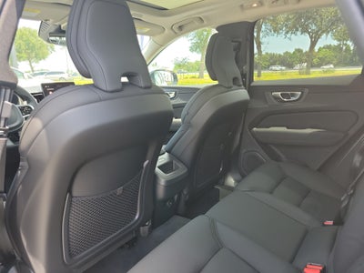 2026 Volvo XC60 Plus