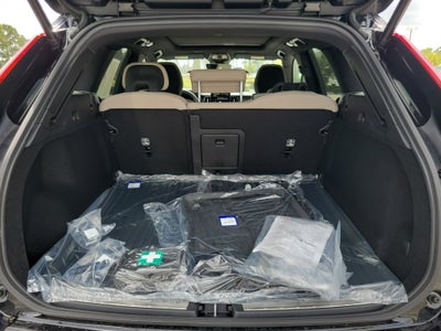 2026 Volvo XC60 Plus