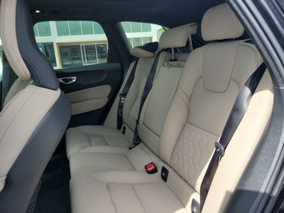 2026 Volvo XC60 Plus