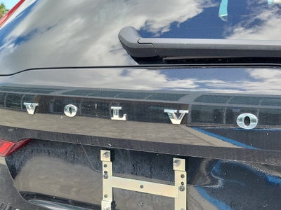 2026 Volvo XC60 Plus