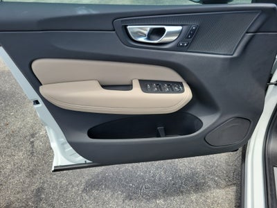 2026 Volvo XC60 Plus